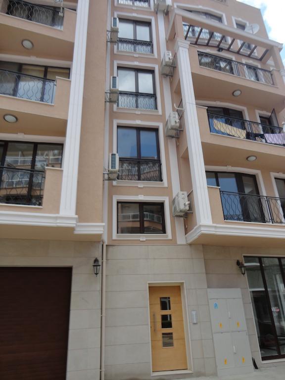 Holiday Apartments In Pomorie Esterno foto