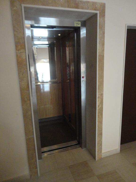Holiday Apartments In Pomorie Esterno foto